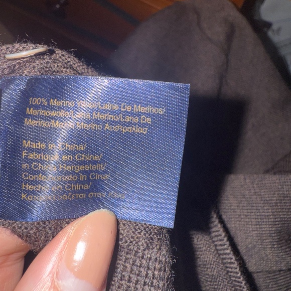 Brooks Brothers Extra Fine Italian Merino, Size L - Picture 7 of 8